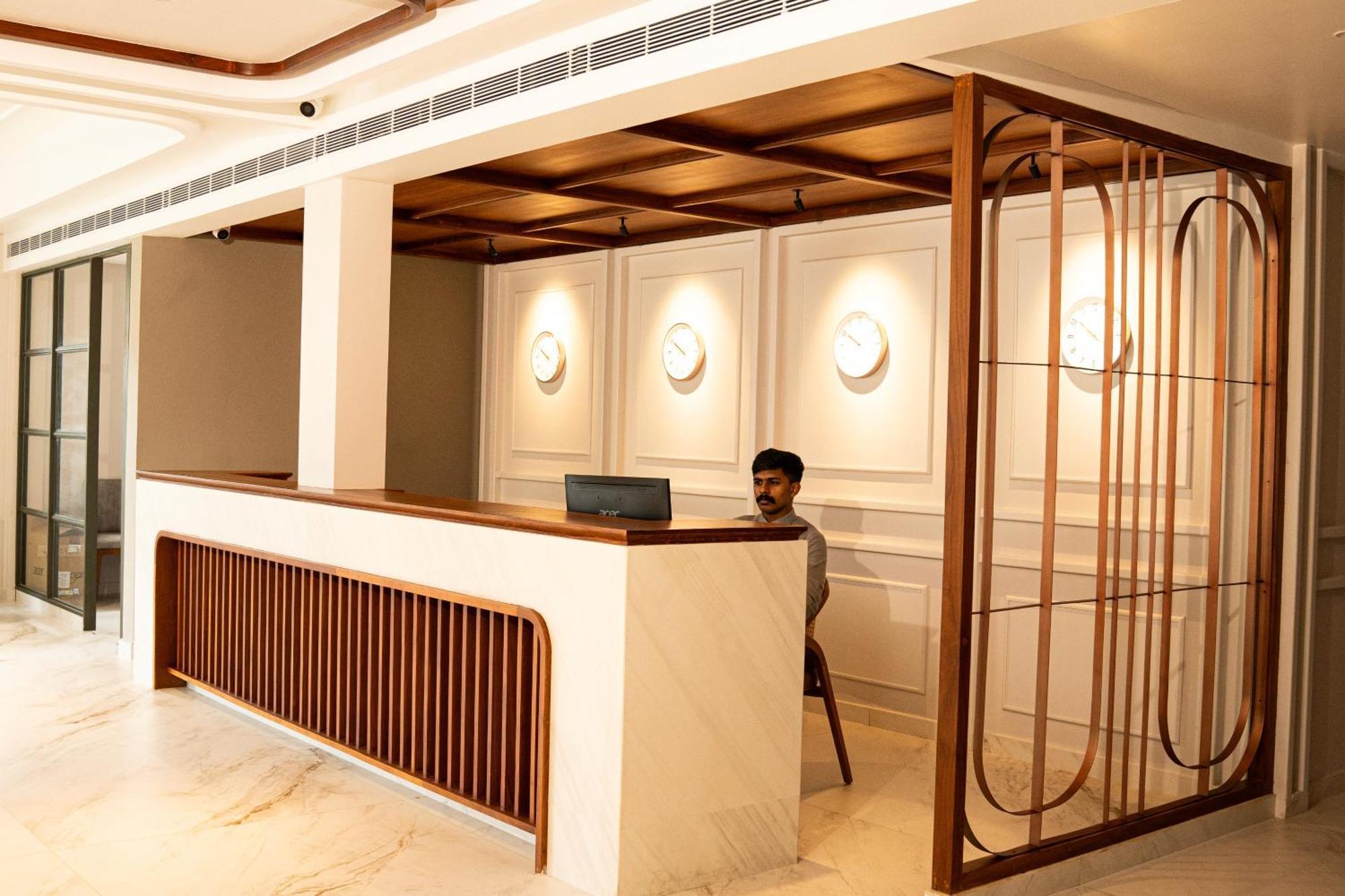 Hotel Benhur Kochi エクステリア 写真